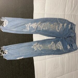 American Eagle outfitters distressed Mom jeans ripped OS